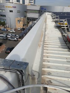 איטום תעלה מרזב + מעקה